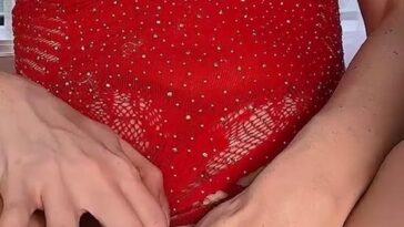 amouranth single finger pussy penetration onlyfans video leaked nngfvq